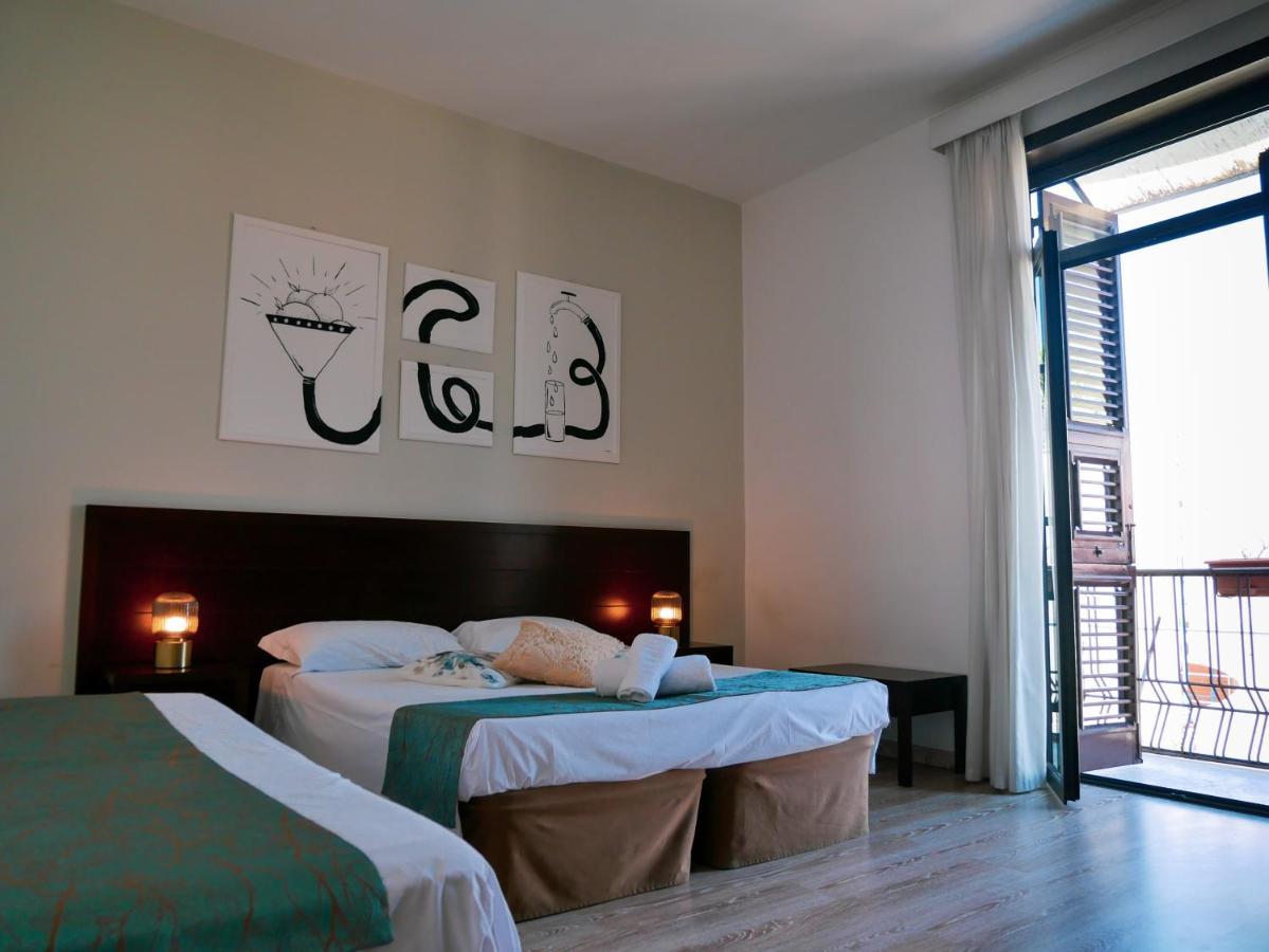 My Friend Antonia Bed & Breakfast Barcellona-Pozzo di Gotto Luaran gambar
